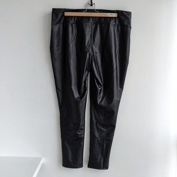 Kendall & Kylie Faux Leather Stretchy Leggings size XL - Picture 4 of 6
